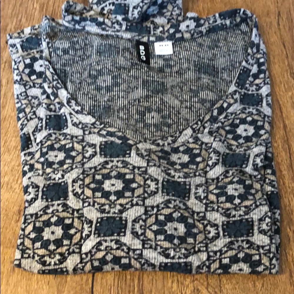 Urban Outfitter V-Neck